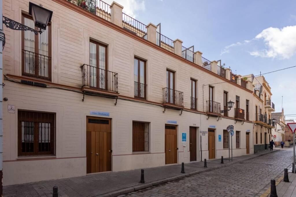 Lumbreras Deluxe Suite By Valcambre Seville Exterior photo